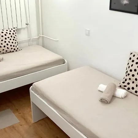Hostel & Miavik Belgrade